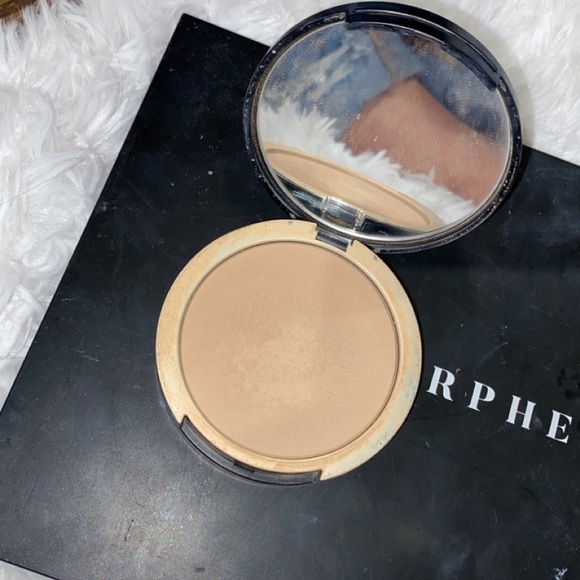 KVD powder foundation - Picture 1 of 1